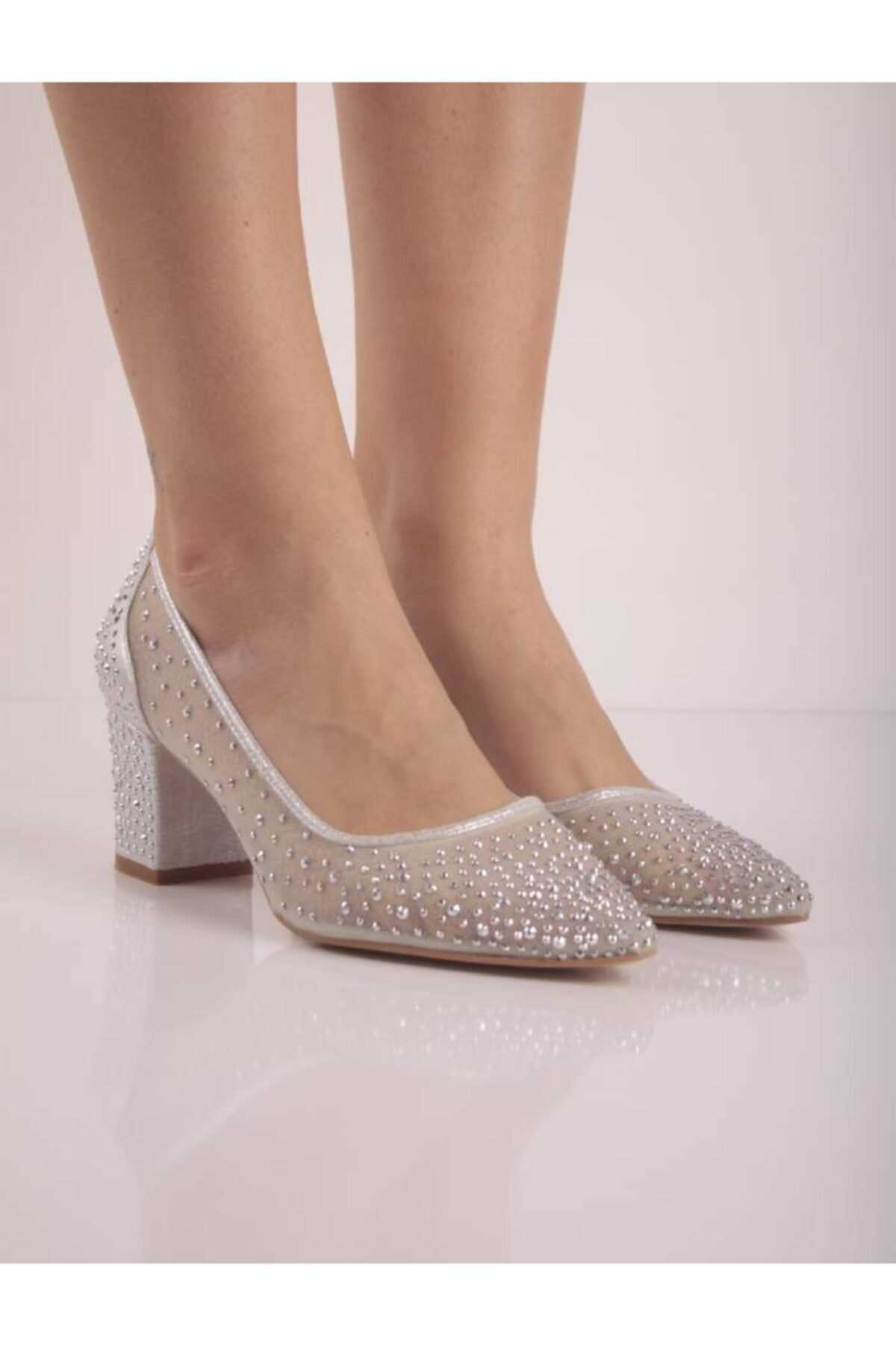 خرید کفش پاشنه بلند زنانه از ترکیه شیک Şanslı Ayakkabıcılık رنگ نقره ای کد ty174793049