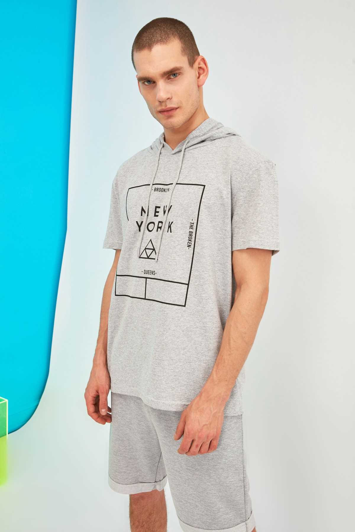  خرید اینترنتی تی شرت مردانه برند ترندیول مرد رنگ نقره ای کد ty83164887