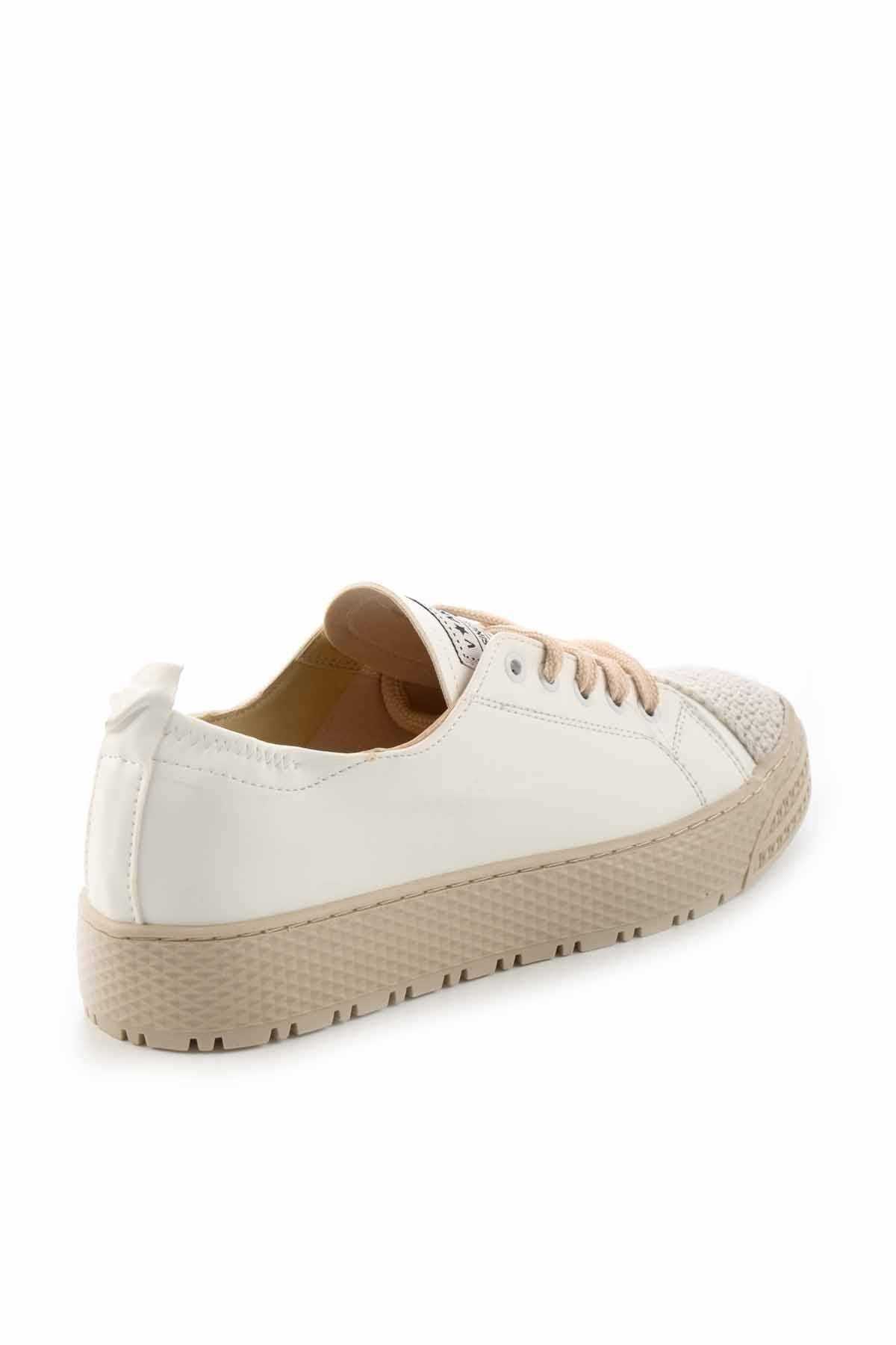 فروش کفش اسپرت زنانه برند بامبی رنگ سفید ty234058660